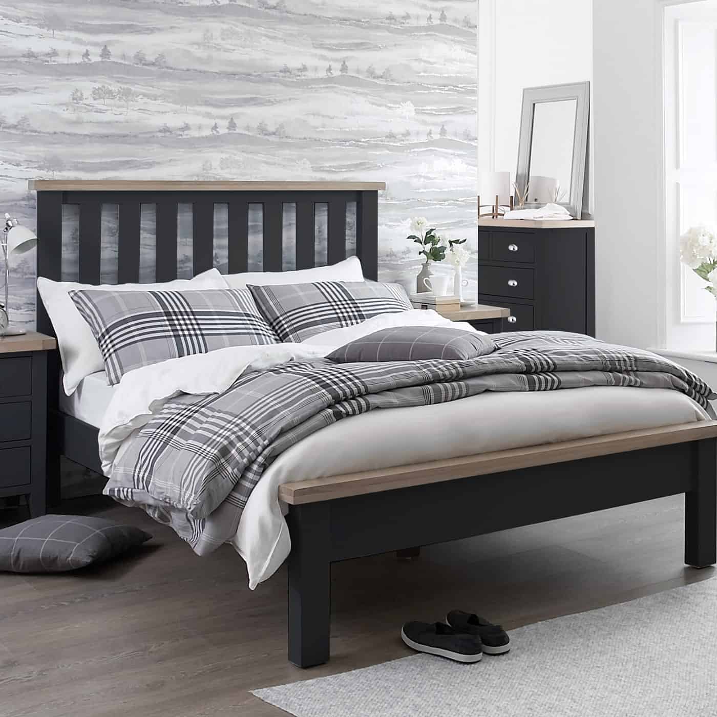 Lifestyle Furniture Sumptuous furniture, furnishings and décor for beautiful Isle of Man homes.