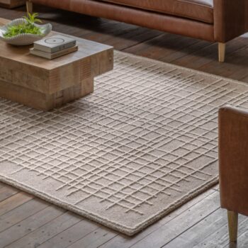 Elia Rug